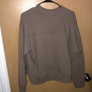 Mock neck sweatshirt!!